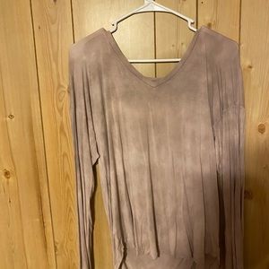 American eagle long sleeve shirt